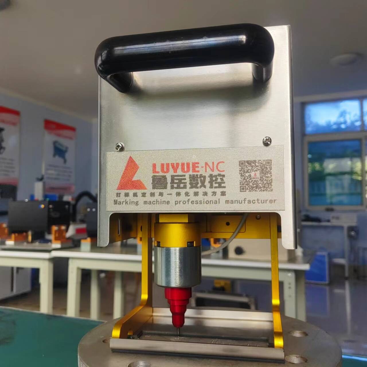 High Class Handheld Battery Dot Peen Metal Marking Machine