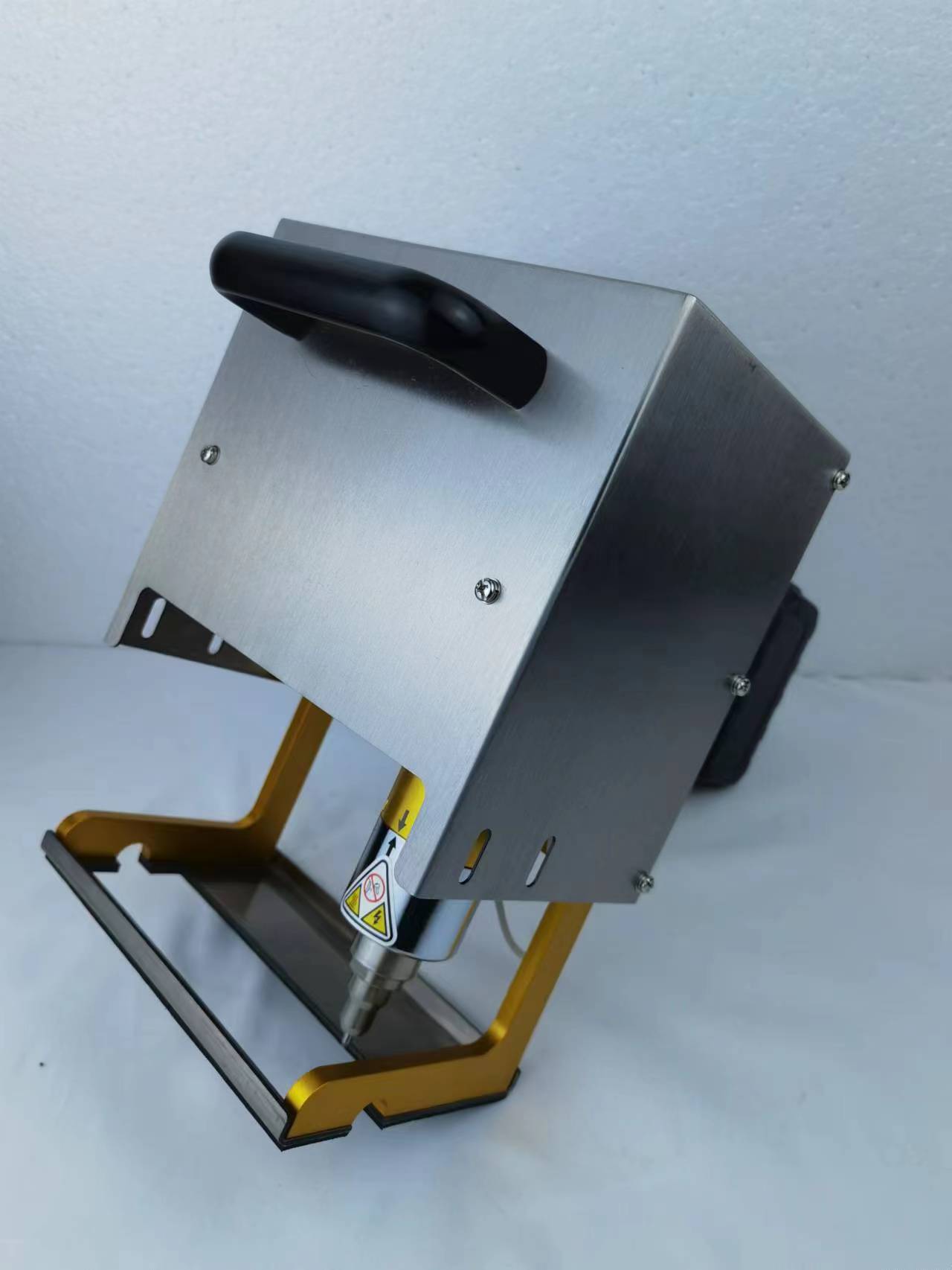 High Depth Battery-Powered Dot Peen Marking Machine