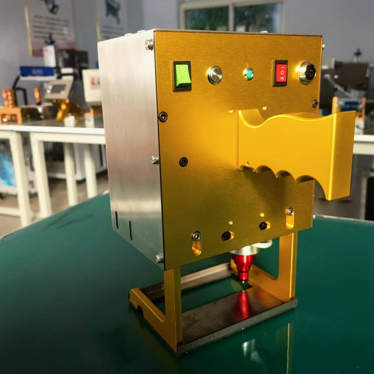 Russian Operation System Electric Handheld Dot Peen Marking Machine 120mm*40mm