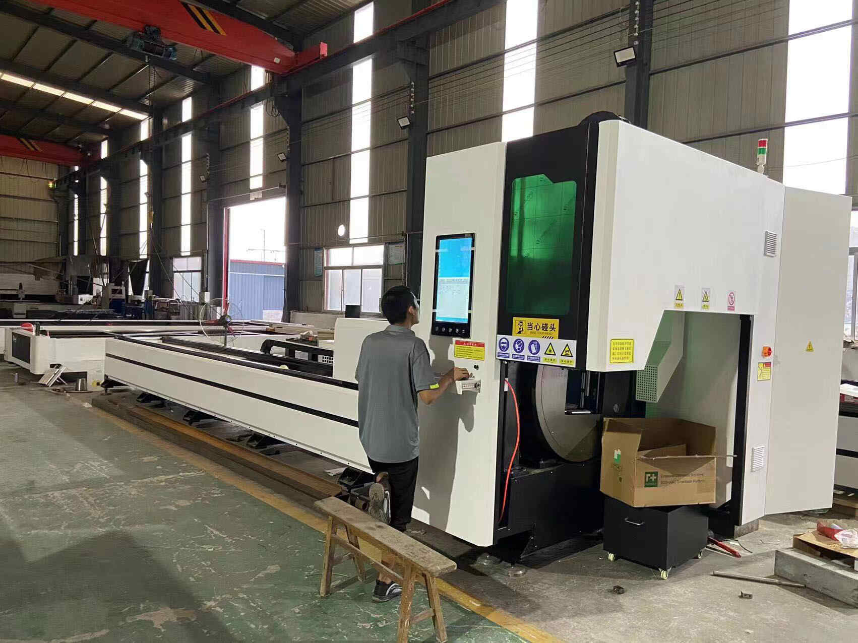 Factory Directly Sale 1530 Fiber Laser Cutting Machine for Metal Non-Metal
